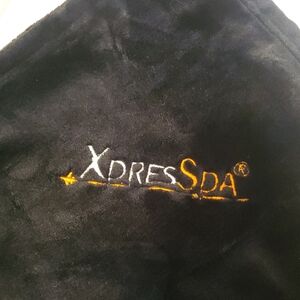 Xpress Spa Black Plush Blanket
